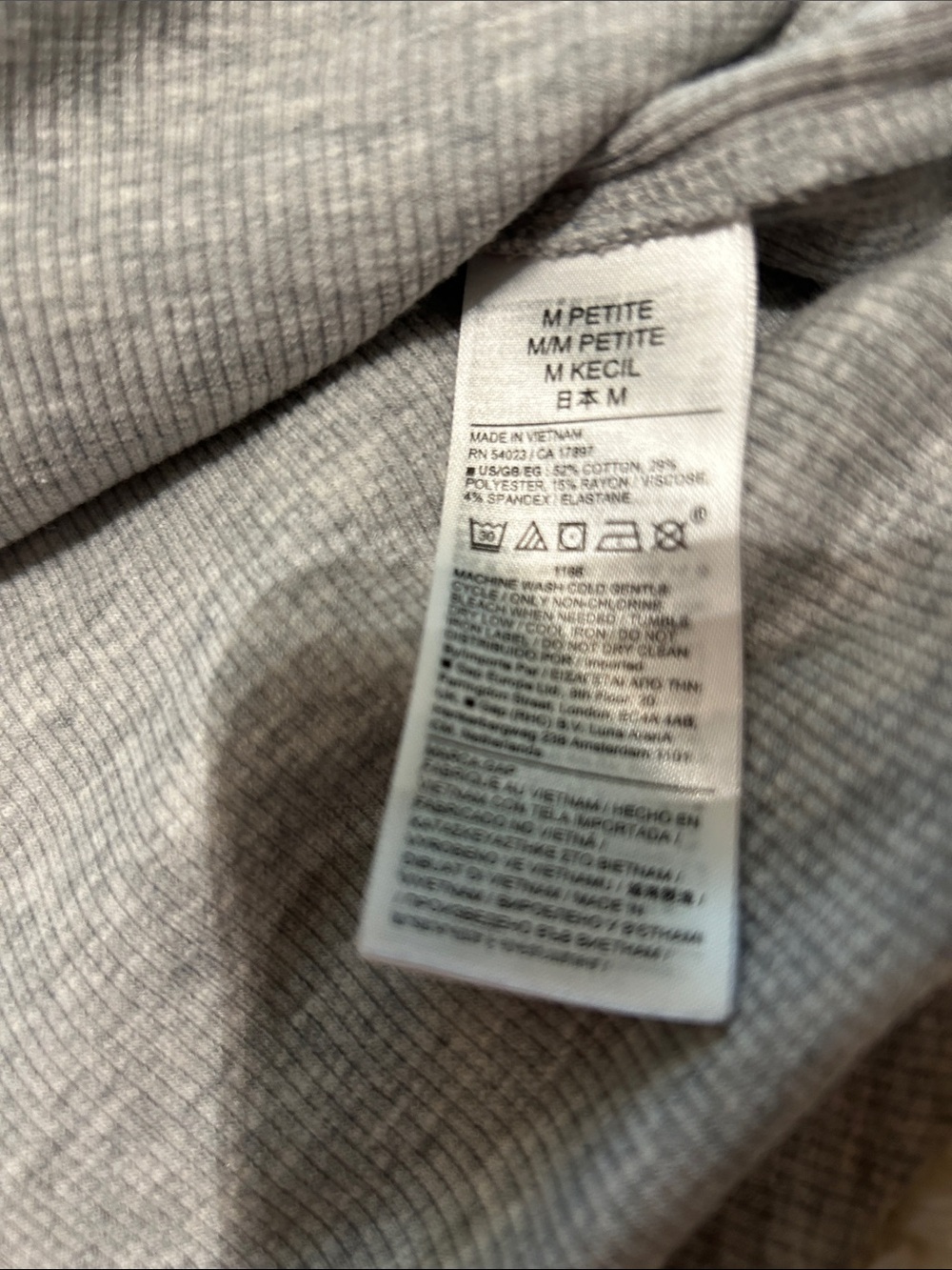 Gap Ribbed Henley - Picture 3 of 3